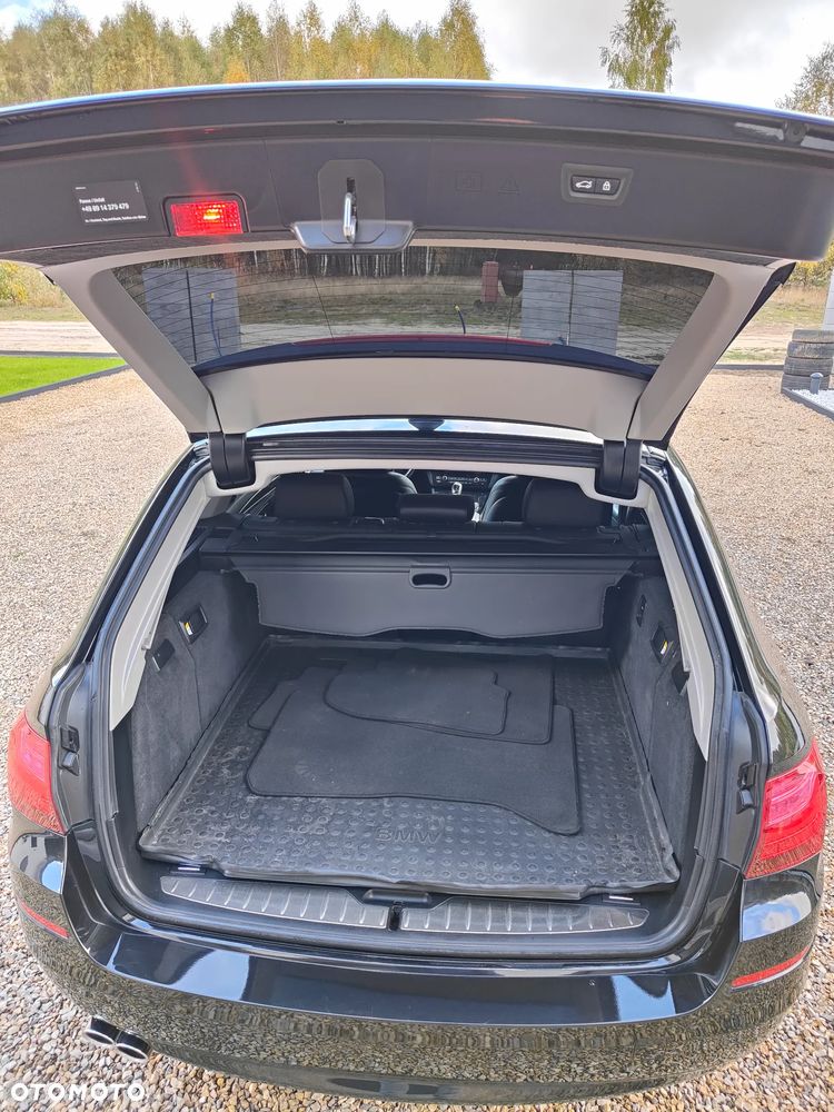 BMW Seria 5 530d xDrive Luxury Line - 14