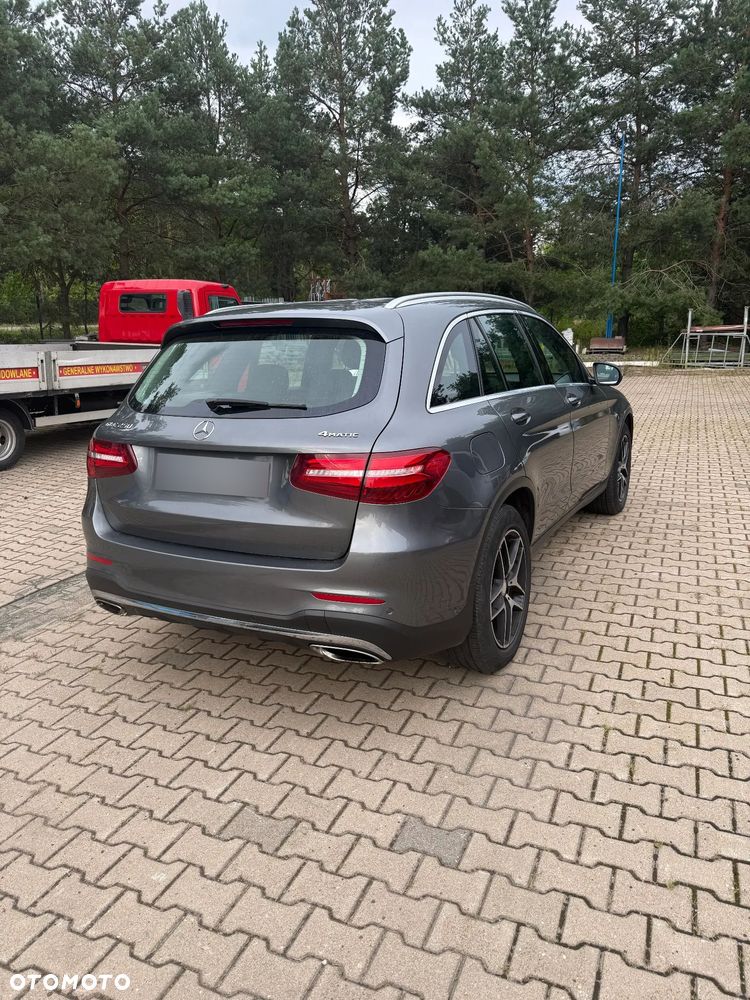Mercedes-Benz GLC - 3