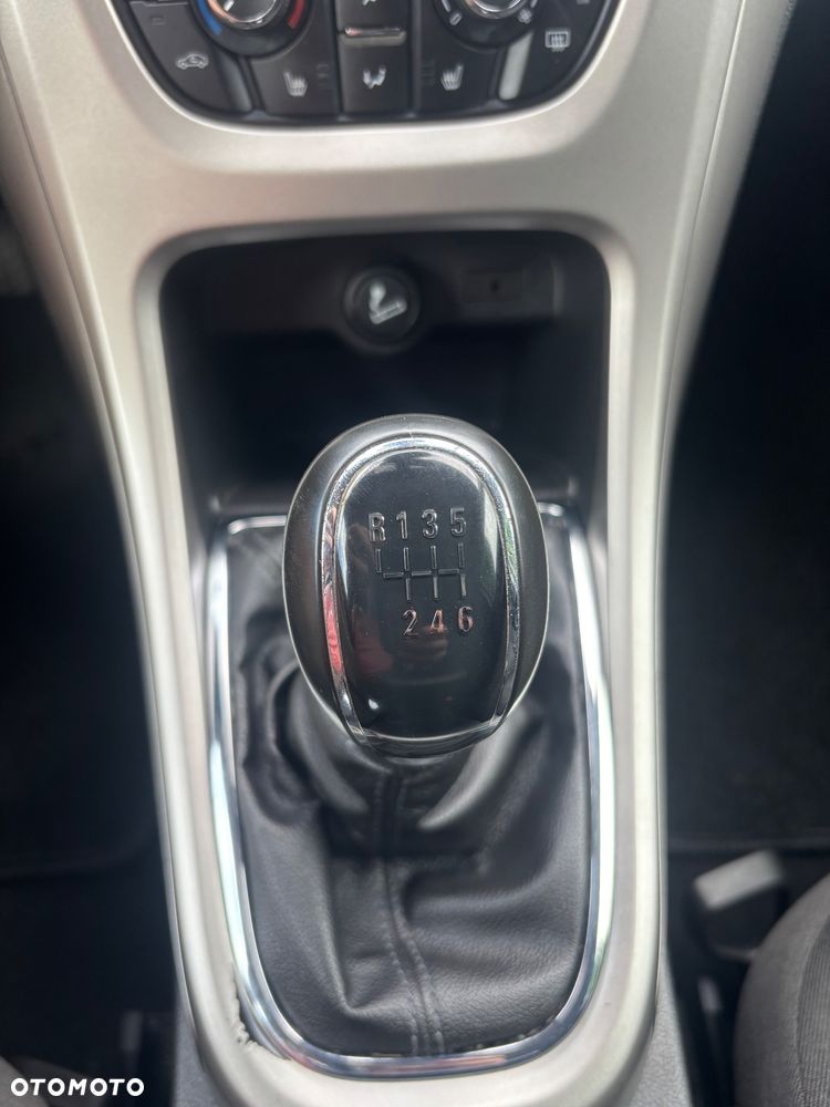 Opel Astra 1.4 - 9