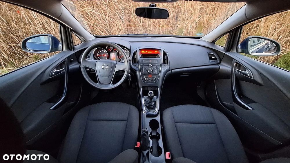 Opel Astra - 11