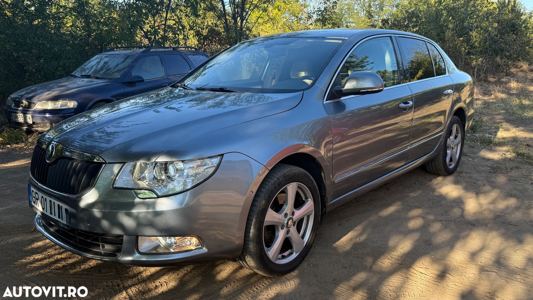 Skoda Superb Combi 2.0 TDI Elegance 4x4 - 1