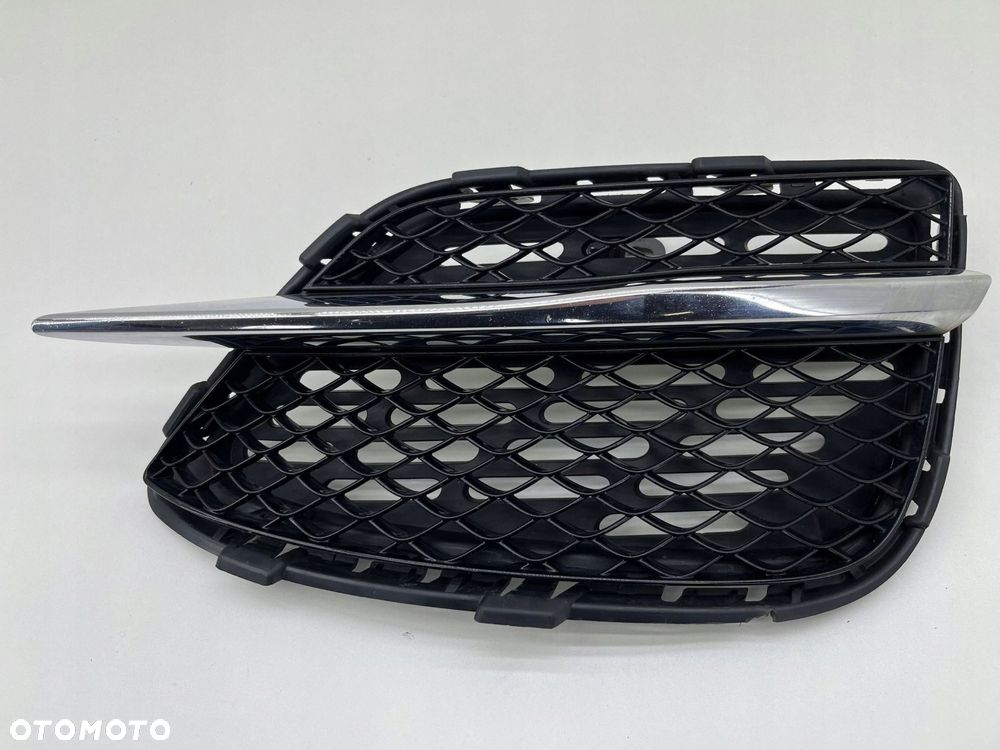 MERCEDES W222 KRATKA ZDERZAKA PRAWA PRZÓD A2228850254 - 3