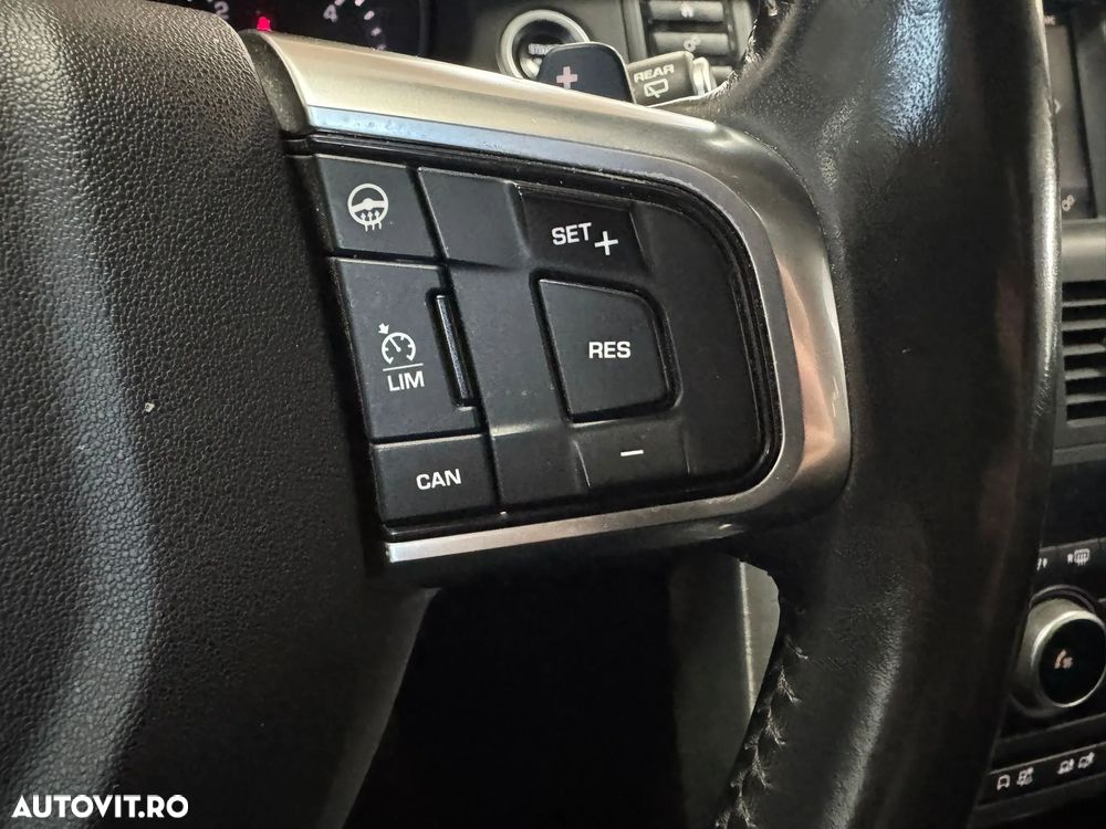 Land Rover Discovery 2.0 L TD4 SE - 22