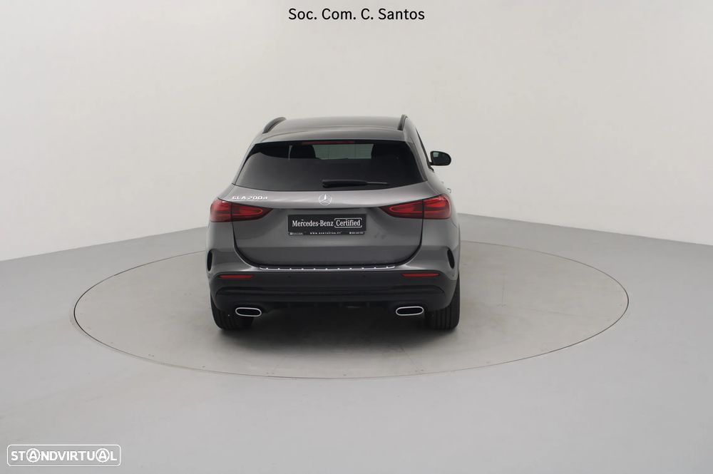 Mercedes-Benz GLA 180 d AMG Line - 6