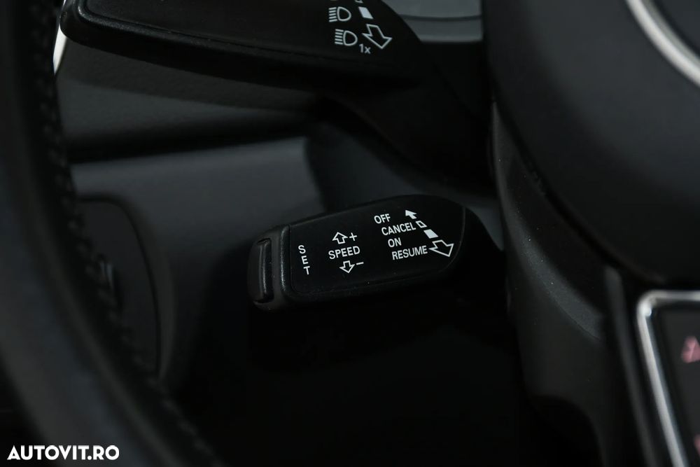 Audi Q3 2.0 TDI Design - 16