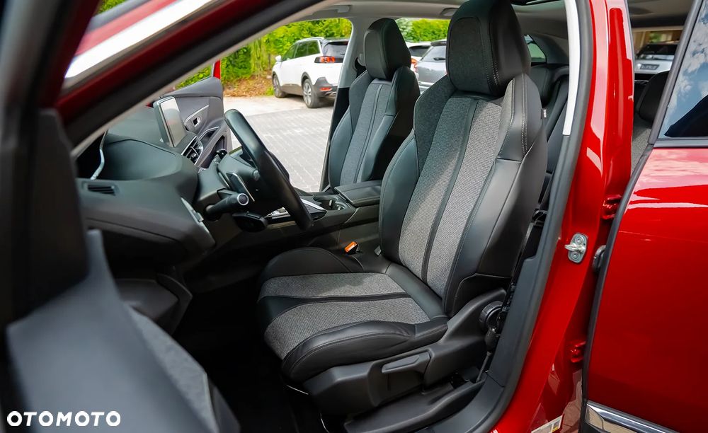 Peugeot 3008 BlueHDi 180 Stop & Start EAT8 Allure - 27
