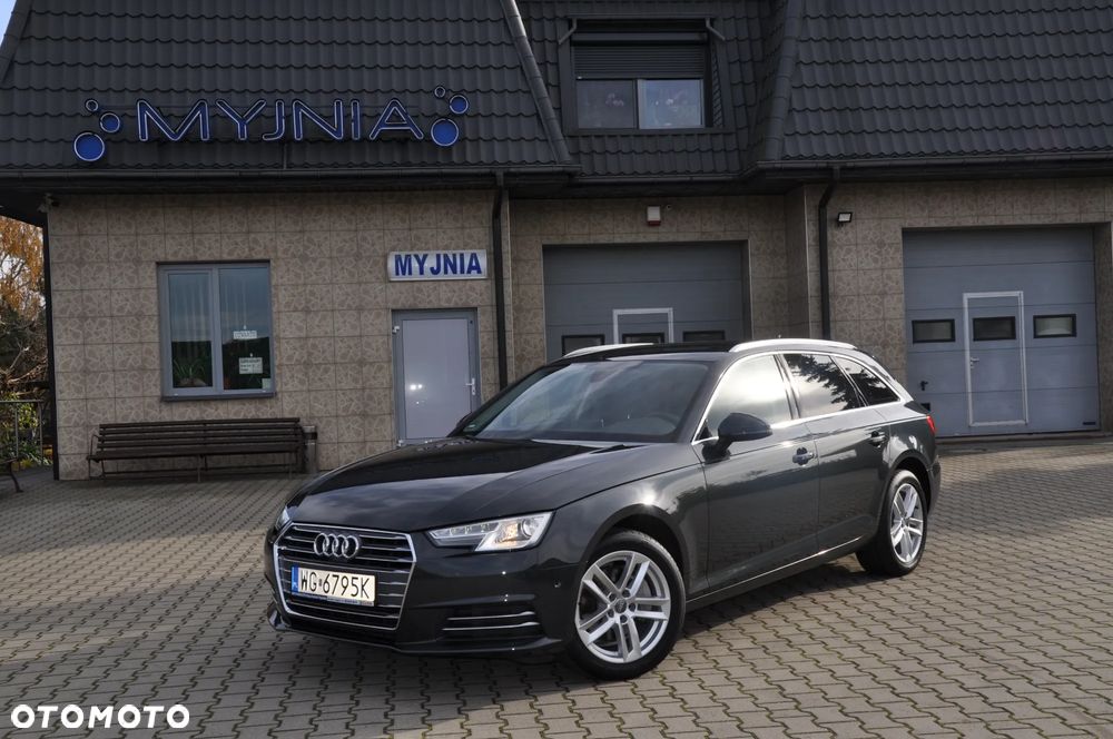 Audi A4 - 1