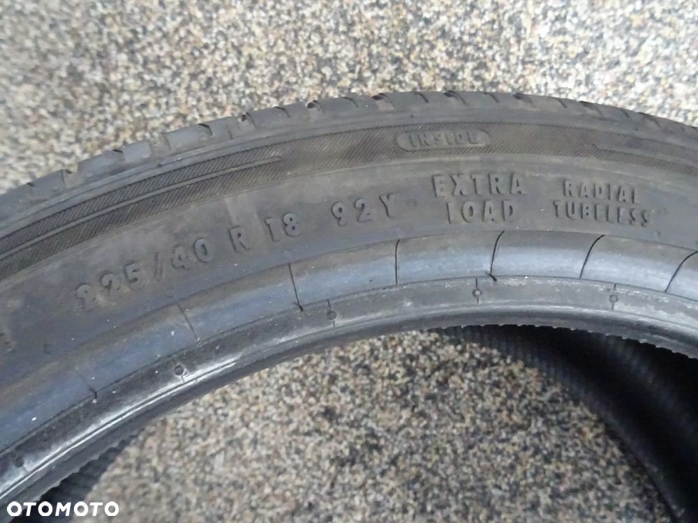 225/40/R18 92Y EV Extra loud Barum Bravuris 6 - 7