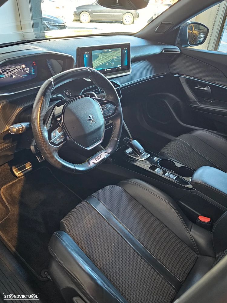 Peugeot 2008 1.5 BlueHDi GT Line EAT8 - 12