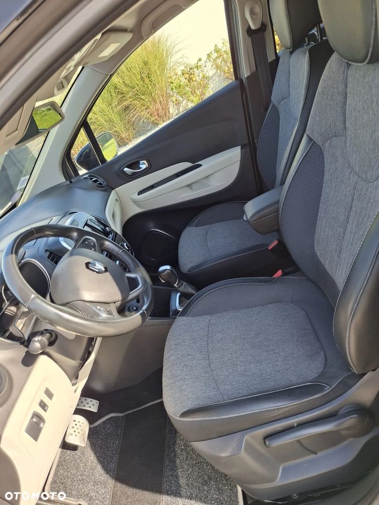 Renault Captur 1.2 TCe Intens EDC - 12