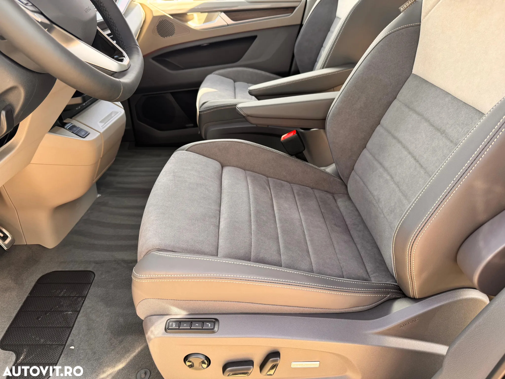 Volkswagen Multivan L 2.0 TDI DSG 110KW Style - 36