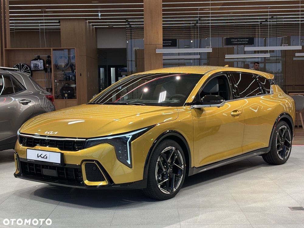 Kia K4 - 5