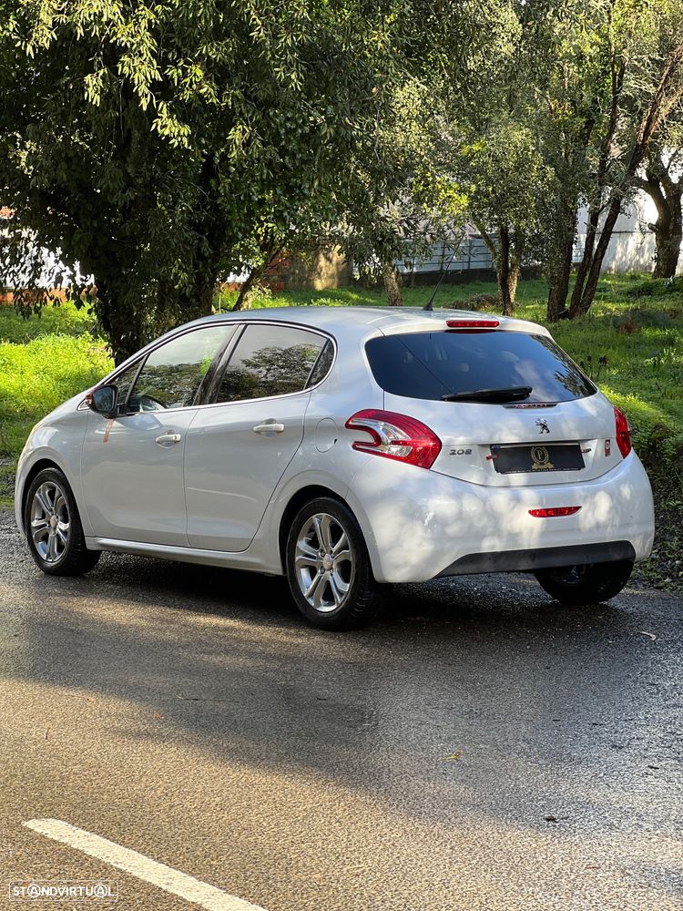 Peugeot 208 PureTech 82 Winter Edition - 6