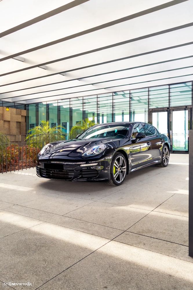 Porsche Panamera S E-Hybrid - 2