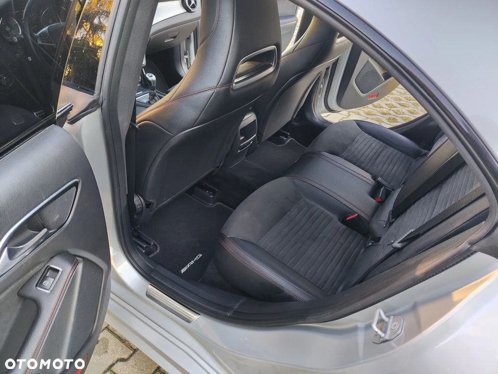 Mercedes-Benz CLA - 22