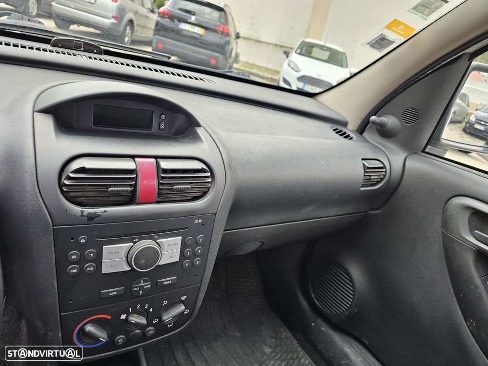 Opel combo A/C - 22