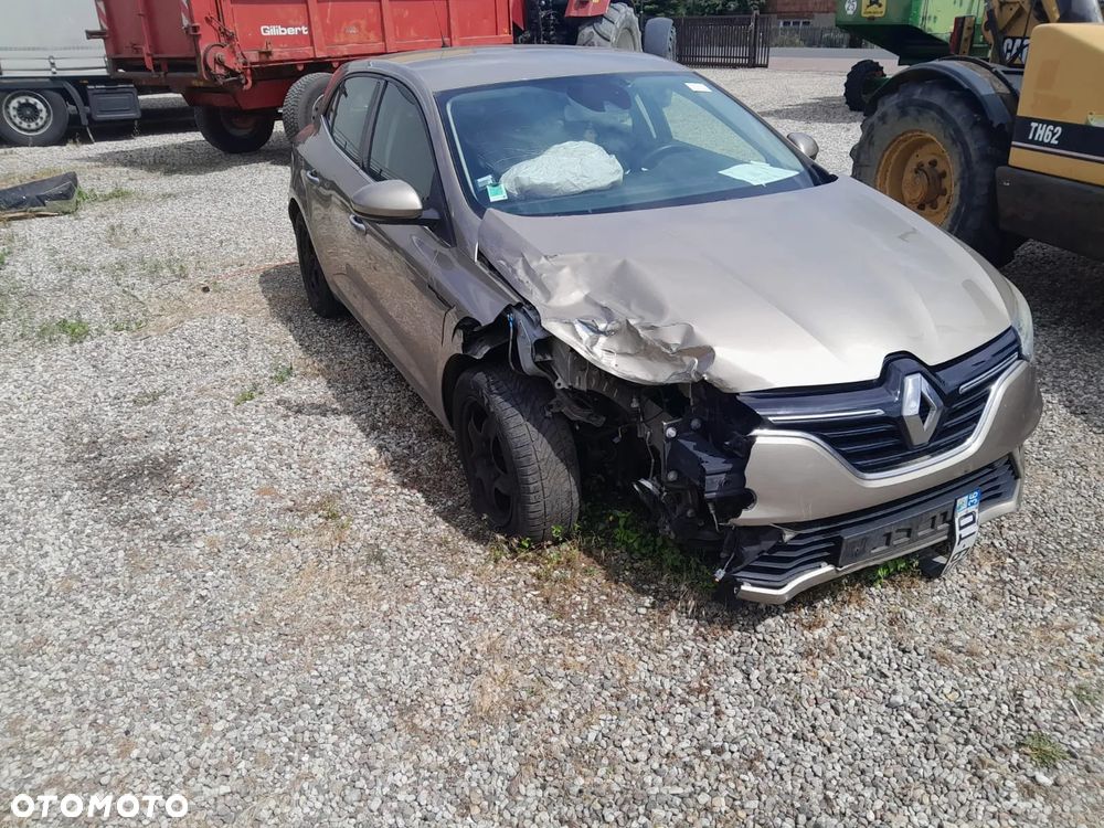 Renault Megane 1.5 dCi Zen EDC - 4