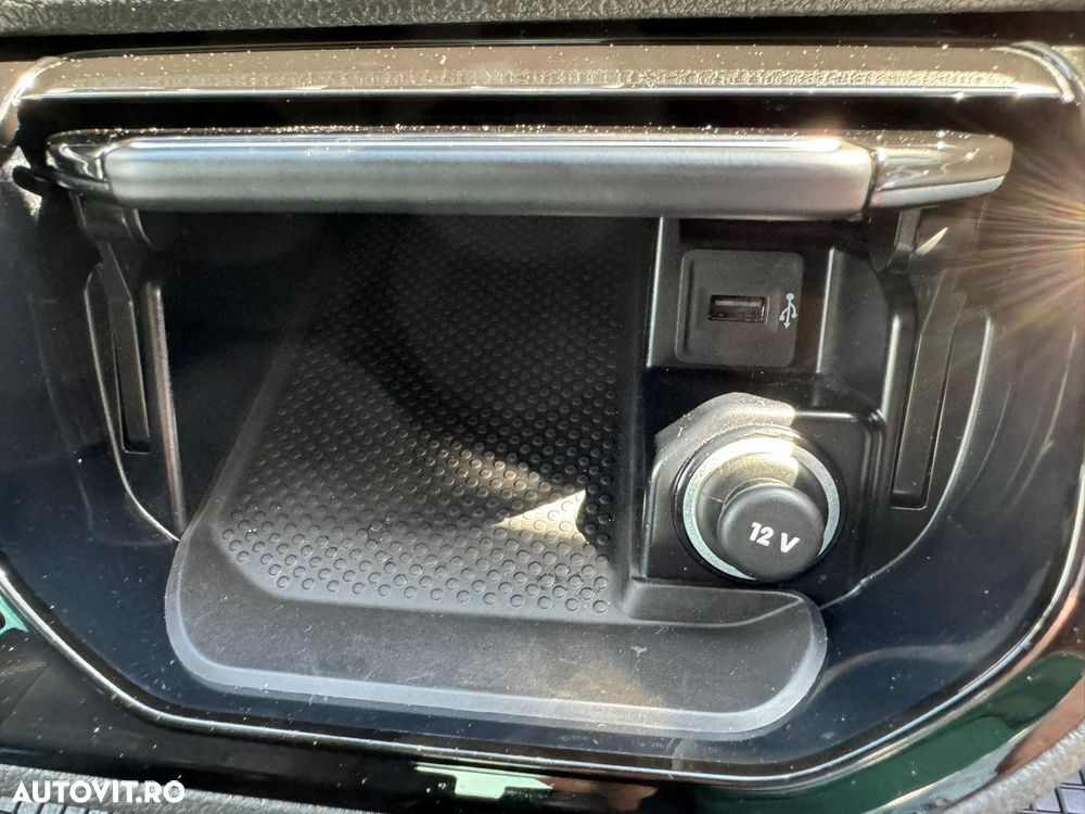 Volkswagen Multivan - 37