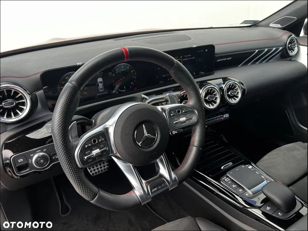 Mercedes-Benz CLA AMG 35 4-Matic 7G-DCT - 9