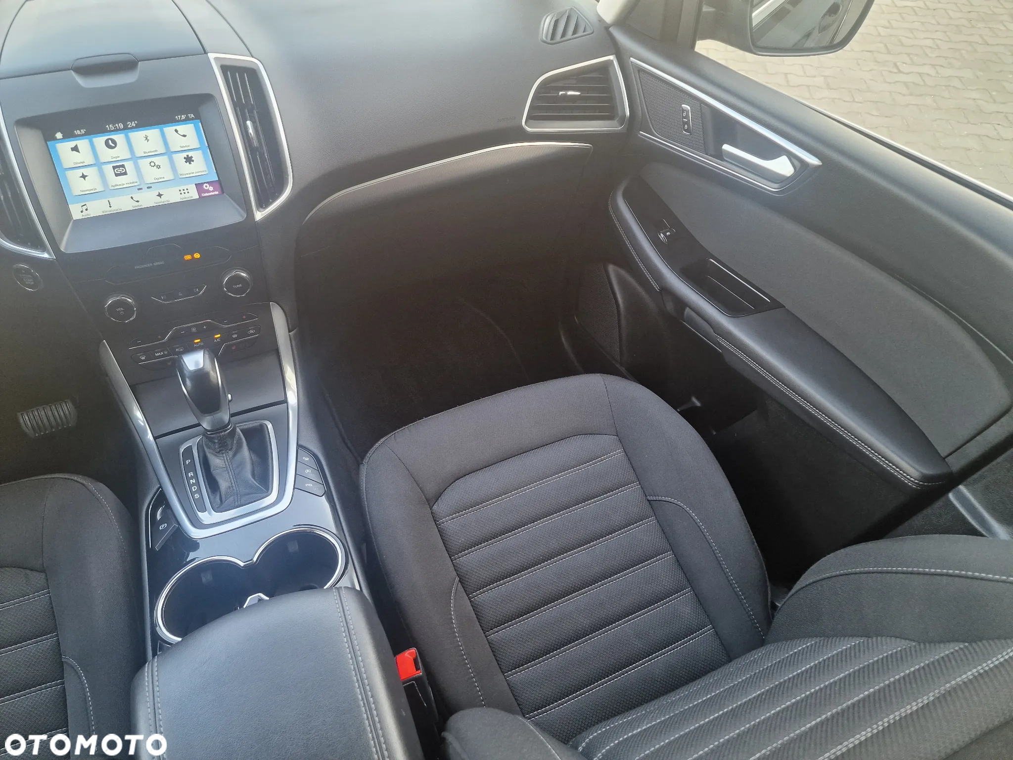 Ford Galaxy 2.0 TDCi Bi-Turbo Titanium PowerShift - 27