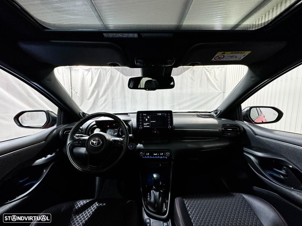 Toyota Yaris 1.5 HDF Comfort - 11