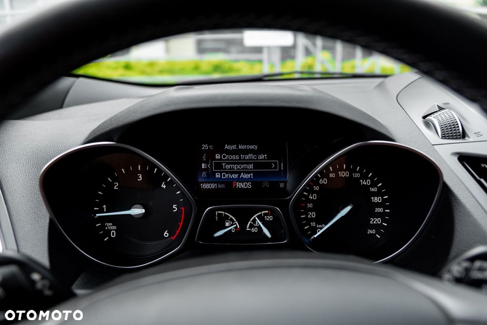 Ford Kuga 2.0 TDCi 4x4 ST-Line - 37