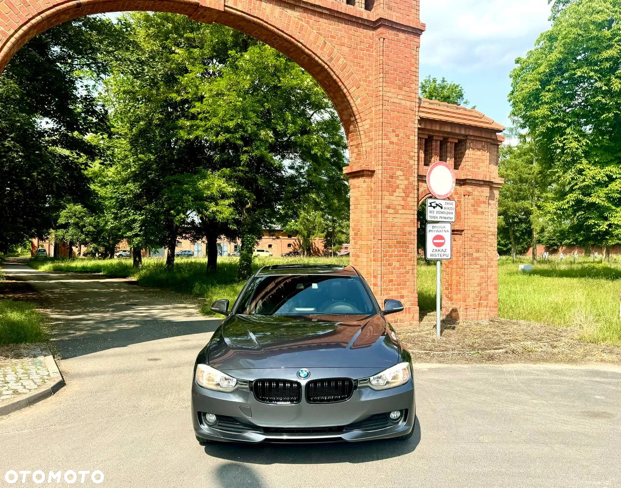 BMW Seria 3 - 16