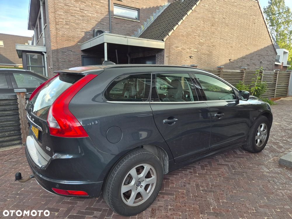 Volvo XC 60 D3 Momentum - 37