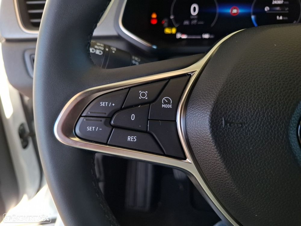Renault Captur 1.0 TCe Techno Bi-Fuel - 16