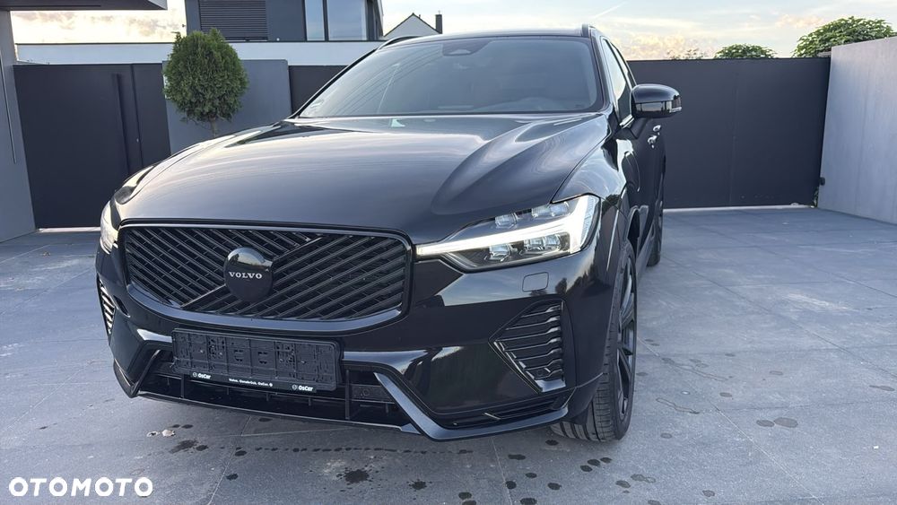 Volvo XC 60 T8 Plug-In Hybrid AWD Ultra Black Edition - 5