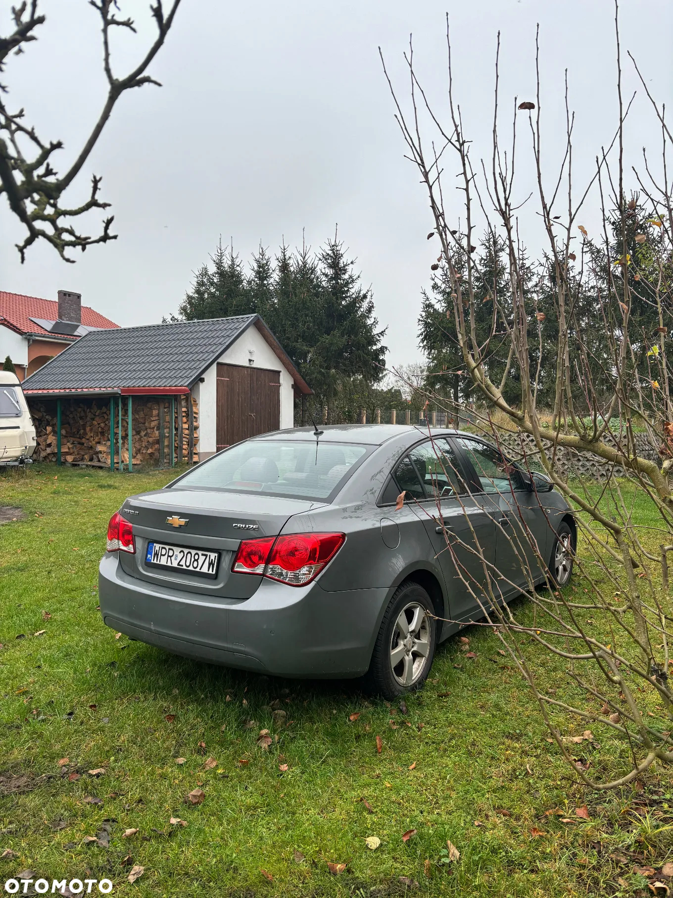 Chevrolet Cruze 1.6 - 4