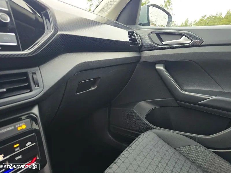 VW T-Cross 1.0 TSI Life DSG - 23