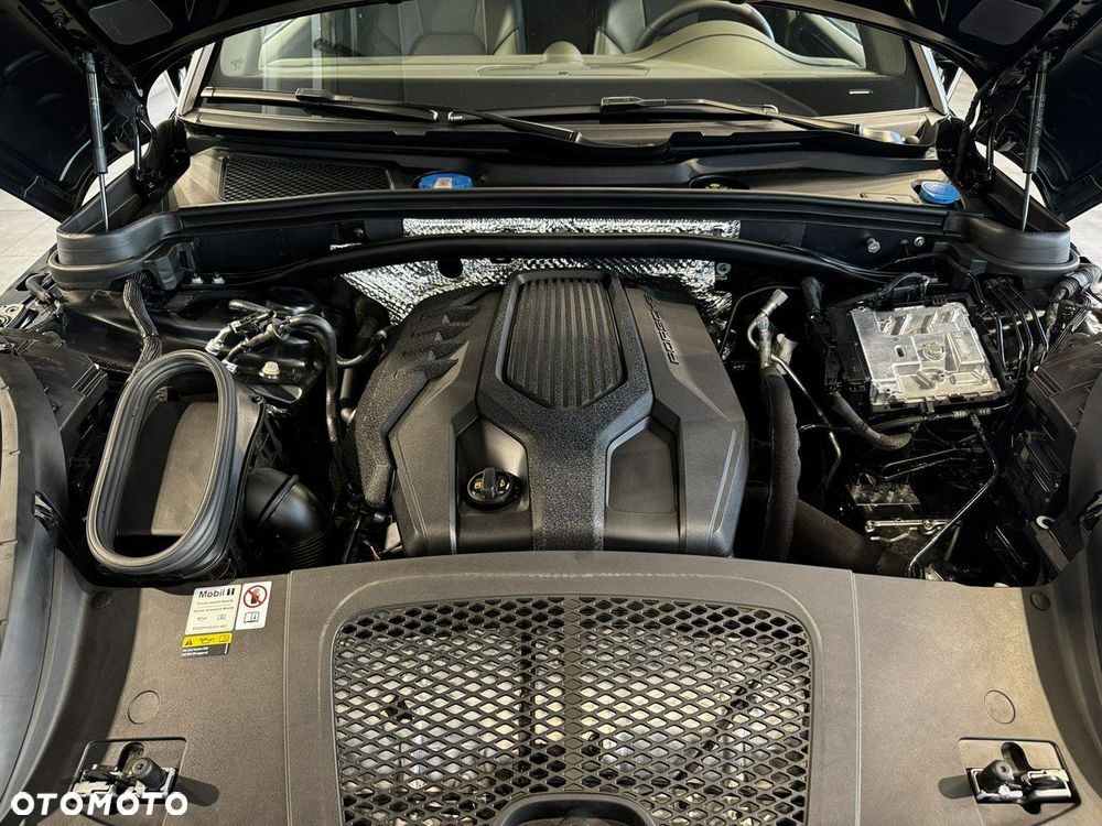 Porsche Macan - 36