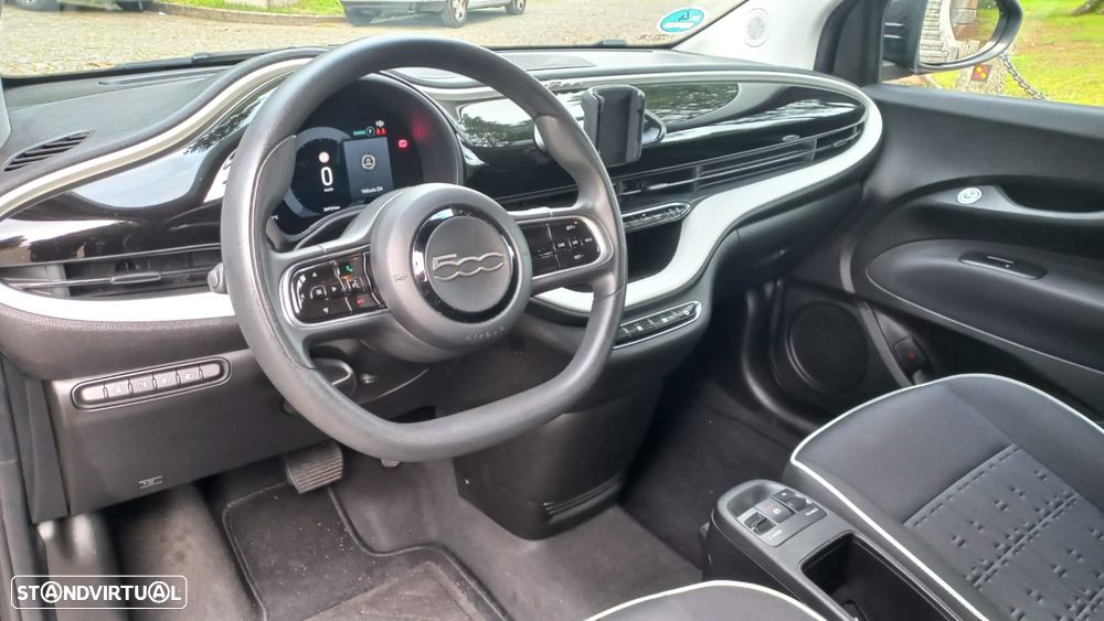 Fiat 500e 23,8kWh Blue Edition - 10