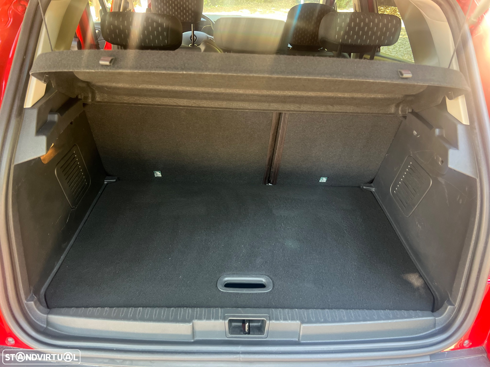 Renault Captur 1.5 dCi Exclusive - 17