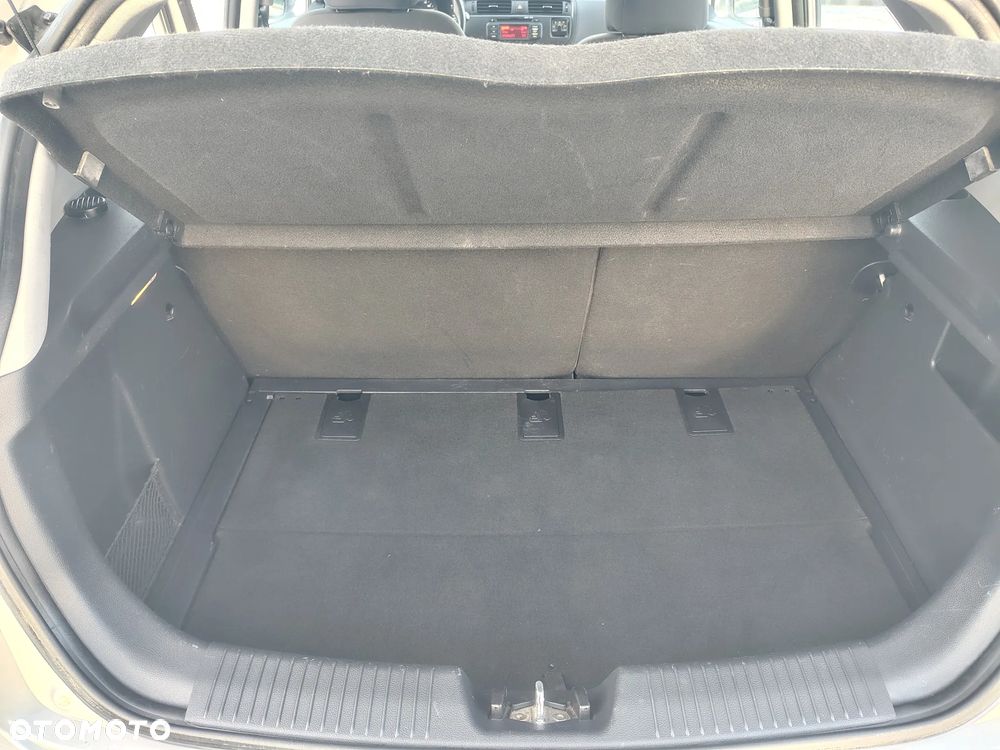 Kia Rio 1.4 Spirit - 21