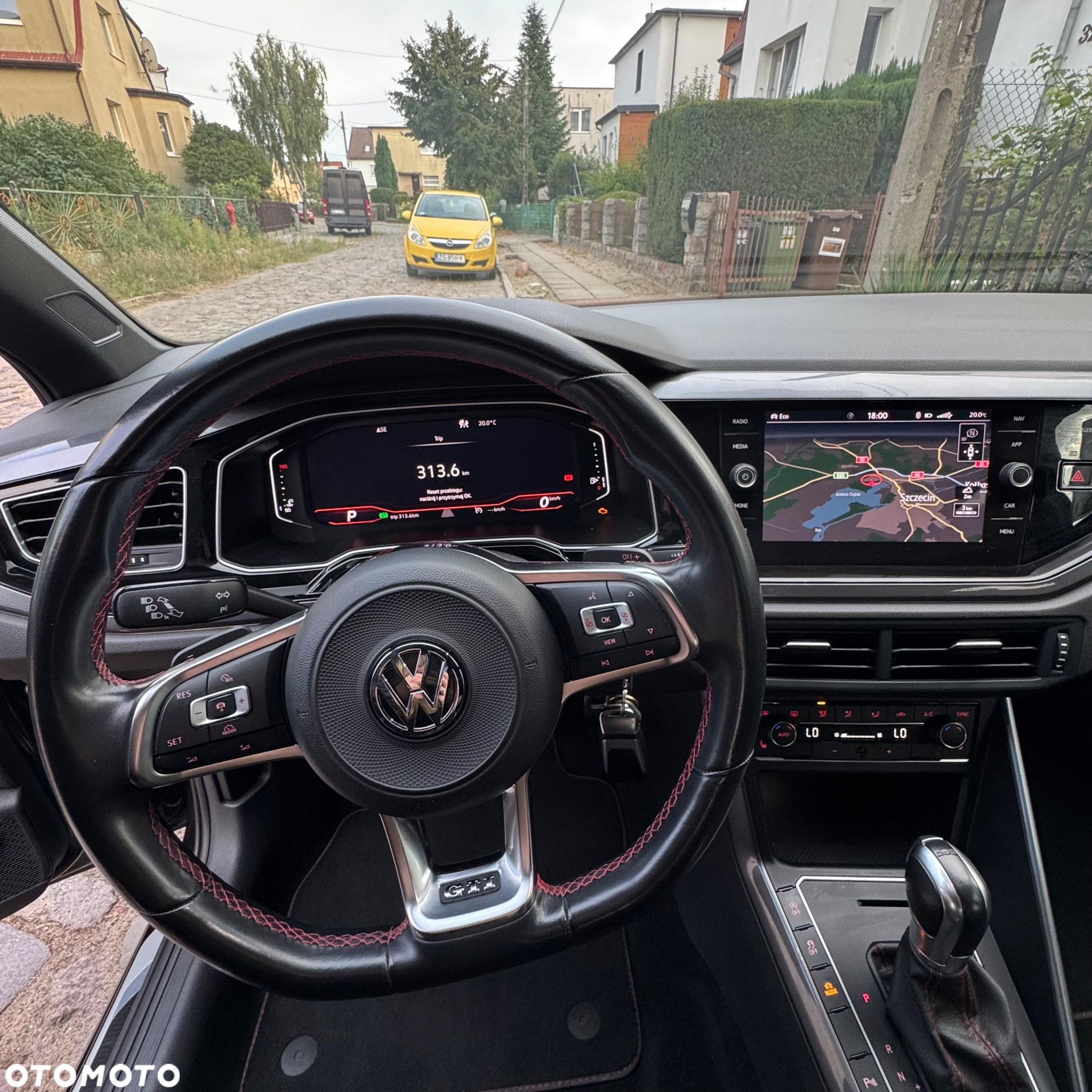 Volkswagen Polo 2.0 TSI GTI DSG - 11