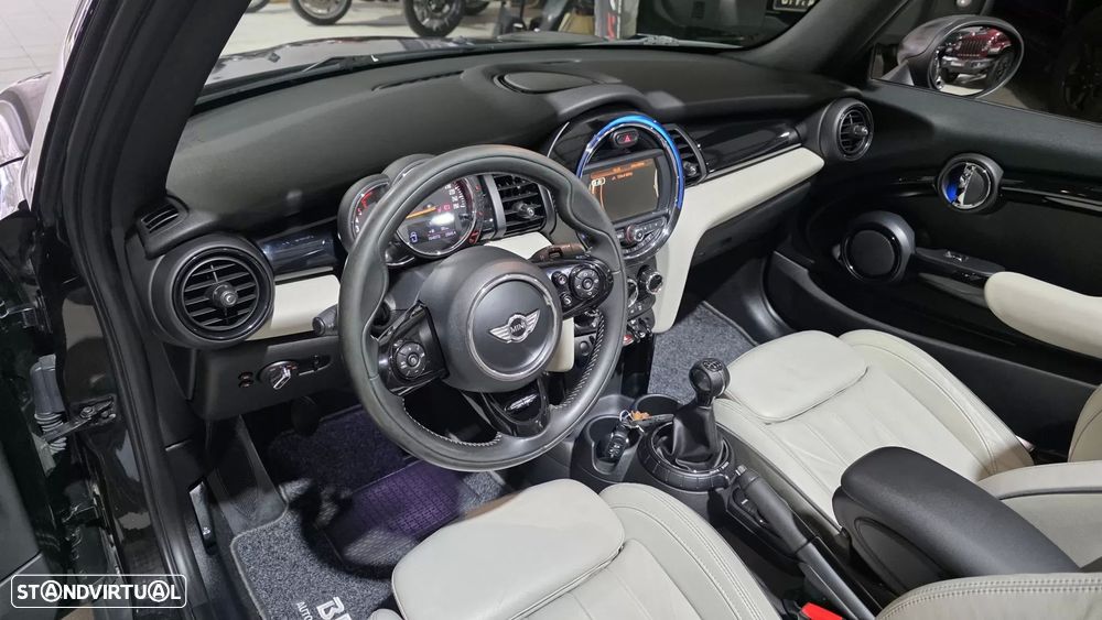 MINI Cabrio Cooper D - 26