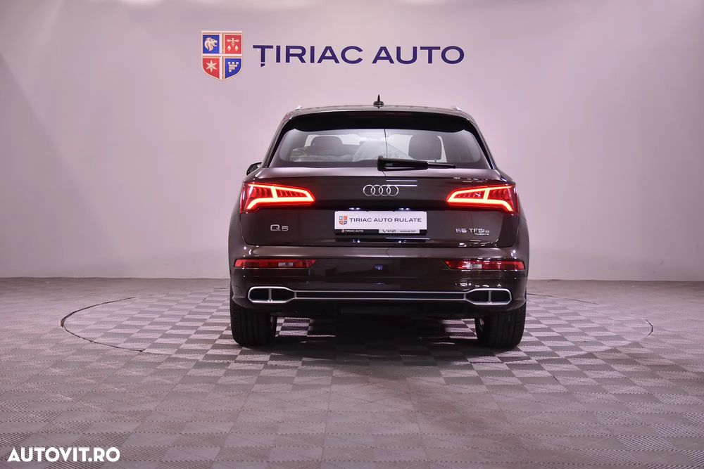 Audi Q5 55 TFSI e quattro S tronic - 4