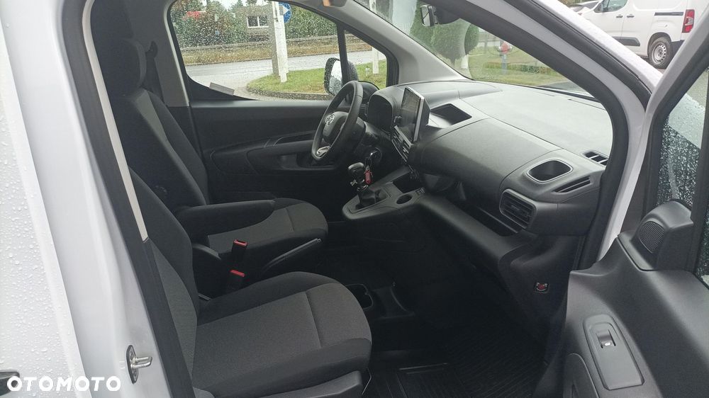 Toyota PROACE CITY - 17