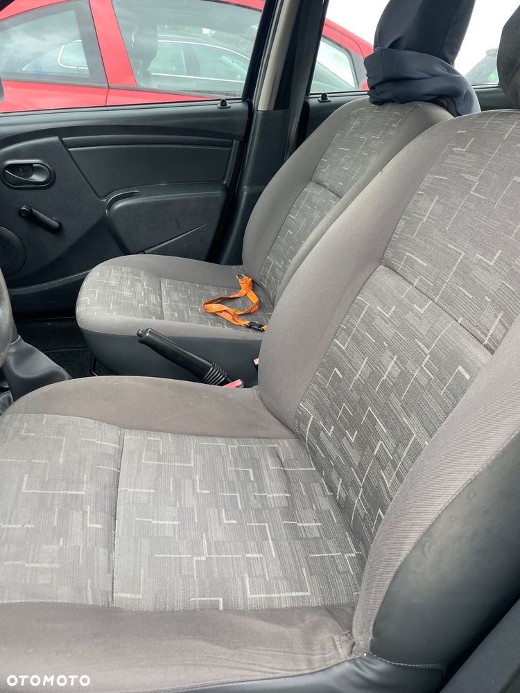 Dacia Sandero 1.4 Access - 6