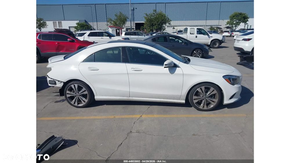 Mercedes-Benz CLA 250 7G-DCT AMG Line - 8