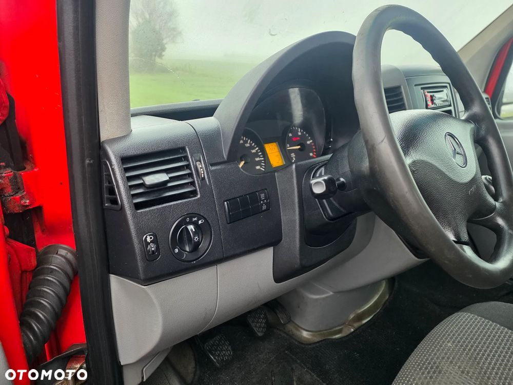 Mercedes-Benz SPRINTER - 12