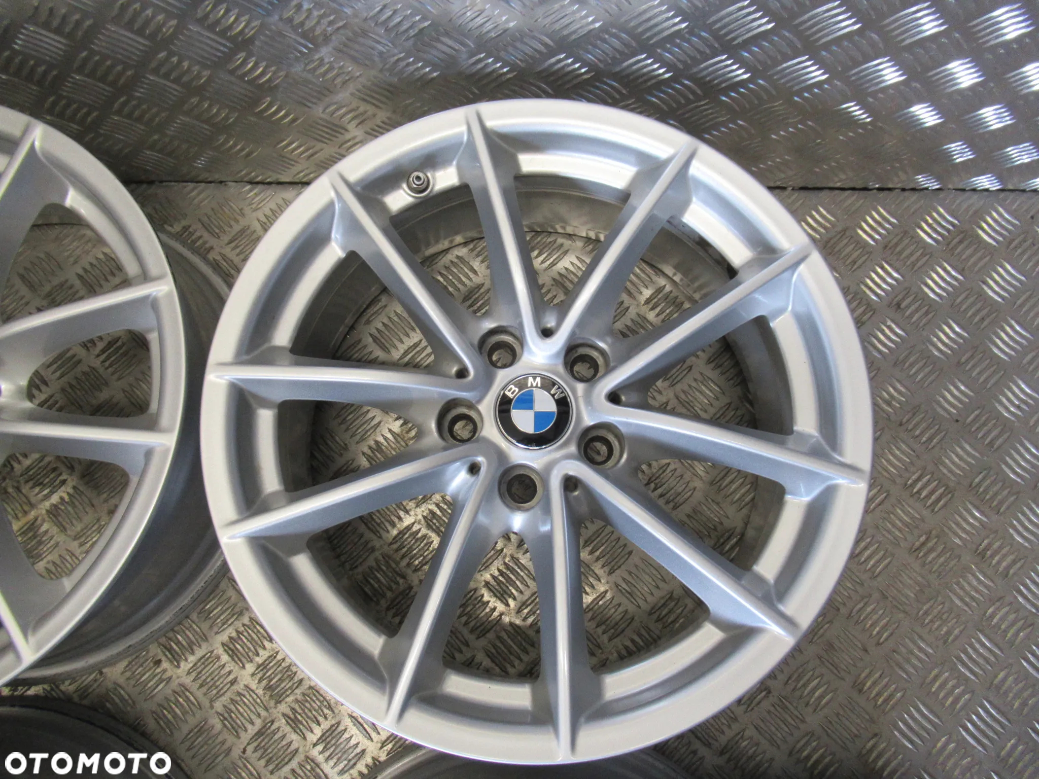 Felgi BMW 3 G20 G21 5 G30 G31 7,5Jx17 et27 5x112 CZUJNIKI - 2