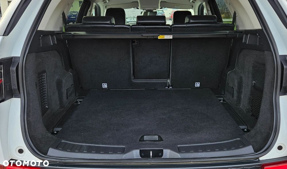 Land Rover Discovery Sport TD4 HSE Luxury - 18