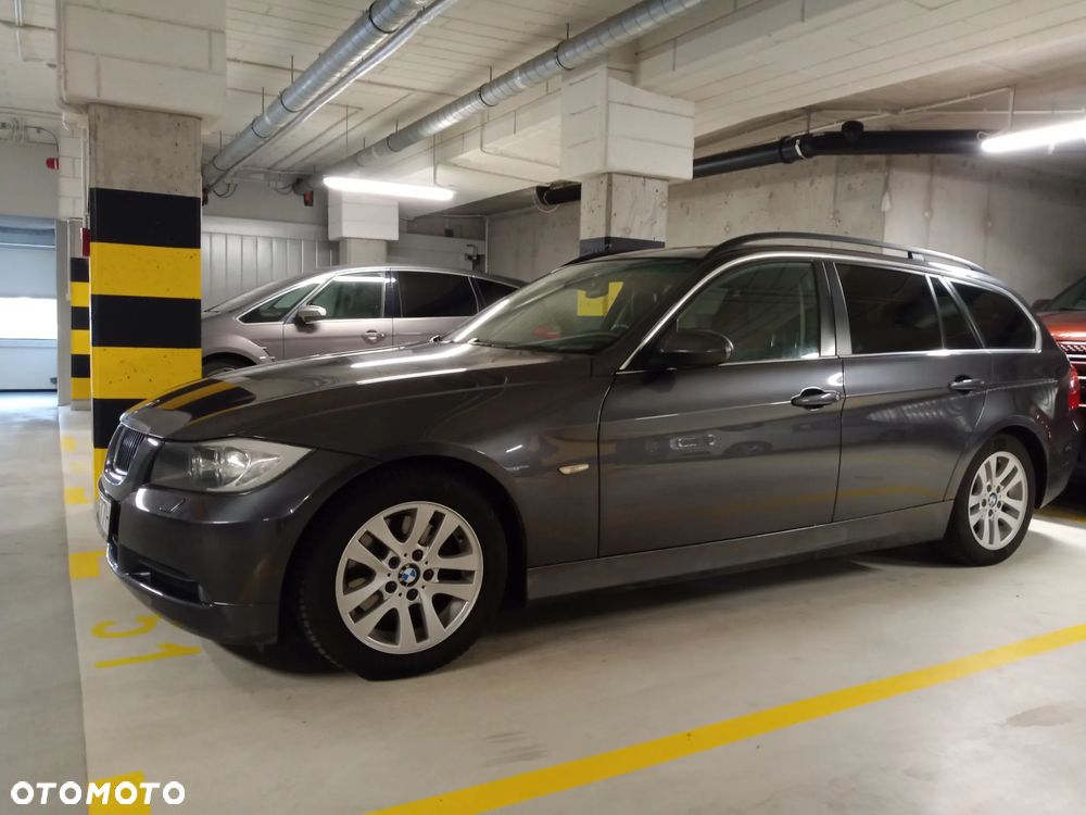 BMW Seria 3 325i Edition Lifestyle - 4
