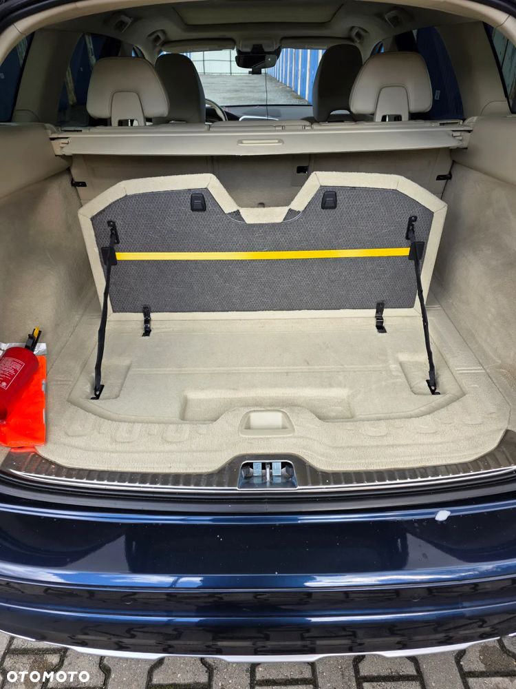 Volvo XC 60 - 21