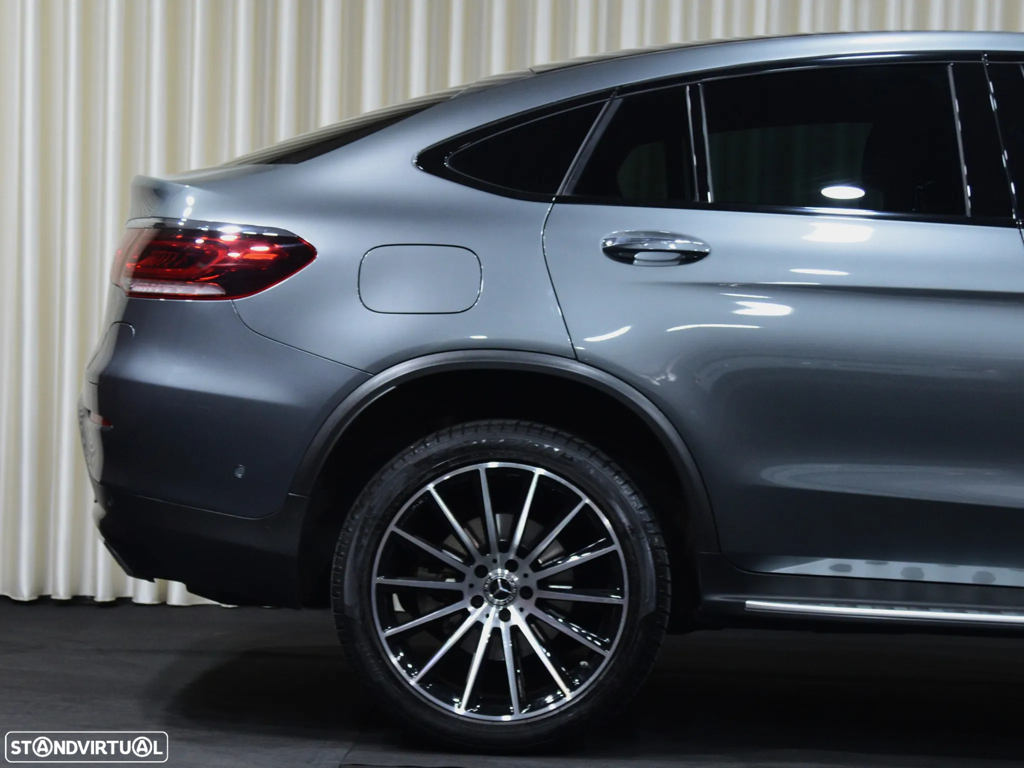 Mercedes-Benz GLC 300 de Coupé 4Matic - 9