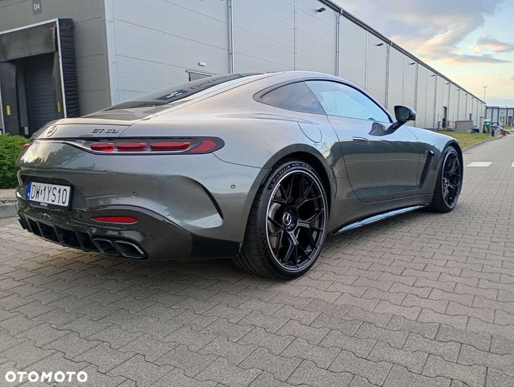 Mercedes-Benz AMG GT - 23