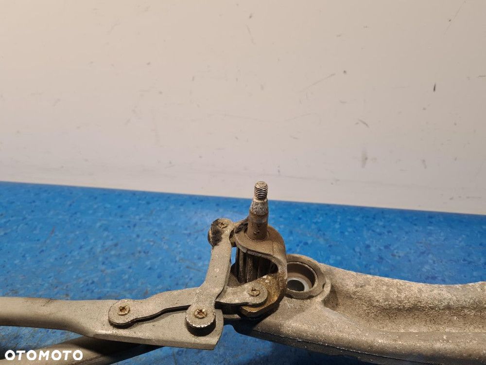 BMW 5 E39 MECHANIZM SILNICZEK WYCIERACZEK PRZÓD 8360603 - 3